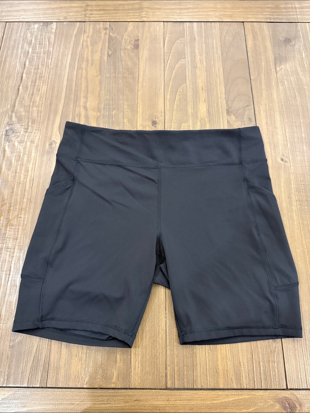 Lululemon Invigorate High Rise Short - Picture 4 of 11